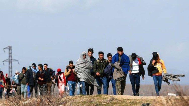 Migranten op weg © Vatican Media