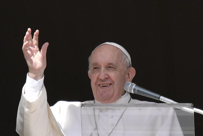 Paus Franciscus tijdens het angelusgebed op missiezondag © Vatican Media
