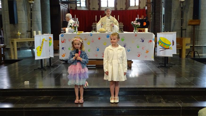 Eerste Communie Negensprong © J. Follet