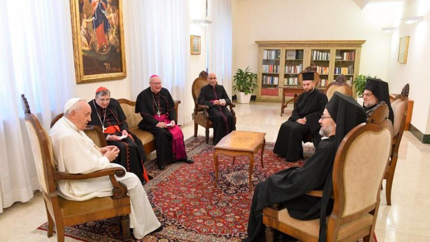 Ontmoeting met de orthodoxe delegatie © Vatican Media