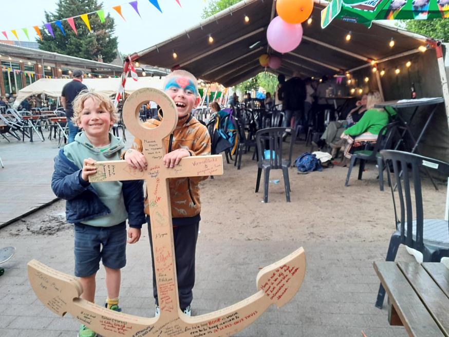 100 JAAR BASISSCHOOL DE BOOMHUT 