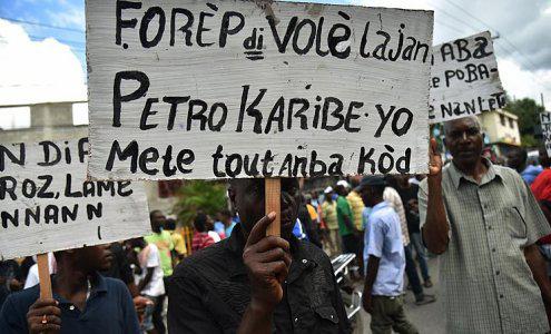 Straatprotest in Haïti © Broederlijk Delen