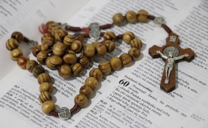 Een miljoen kinderen bidden de Rozenkrans © Kerk in Nood Een miljoen kinderen bidden de Rozenkrans © Kerk in Nood