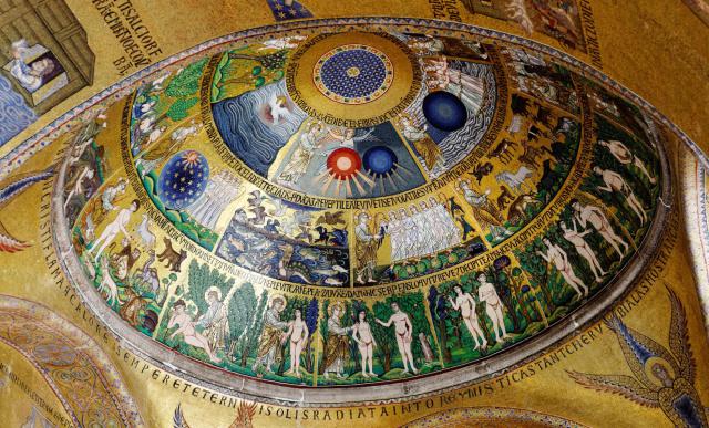 Een van de meest indrukwekkende voorbeelden van Byzantijnse mozaïekkunst beeldt de schepping uit in een koepel van de 'Gouden Kerk' in Venetië. © Michael Vadon / CC Flickr Een van de meest indrukwekkende voorbeelden van Byzantijnse mozaïekkunst beeldt de schepping uit in een koepel van de 'Gouden Kerk' in Venetië. © Michael Vadon / CC Flickr