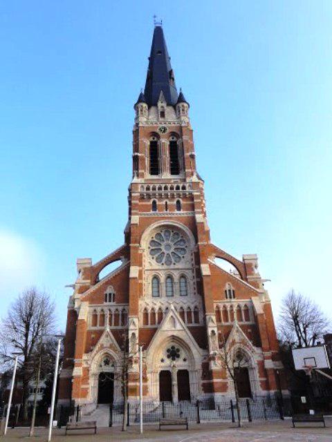 Sint-Willibrorduskerk in Antwerpen aan de Kerkstraat 