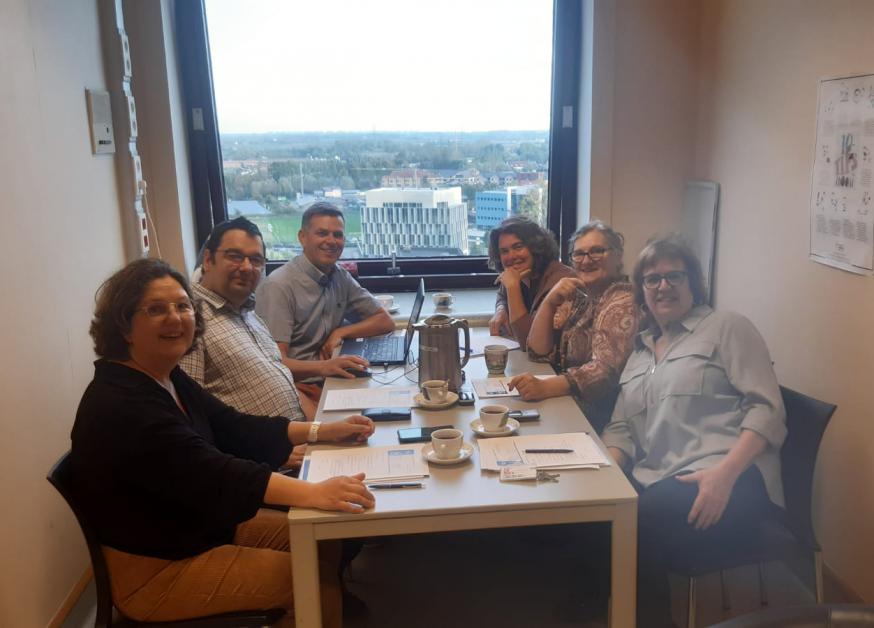 het team van pastores en moreel consulenten van AZ Sint-Jan Brugge, met Dominique rechts vooraan © Dominique Obreno