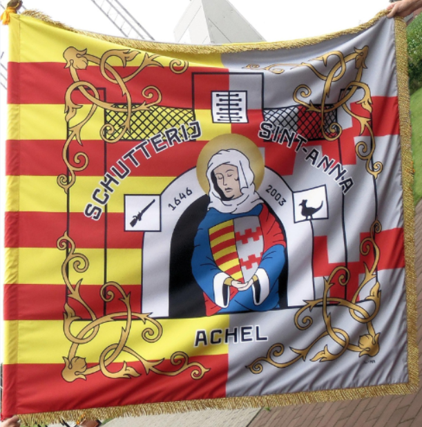 De vlag van schutterij St.-Anna Achel © schutterij St.-Anna Achel