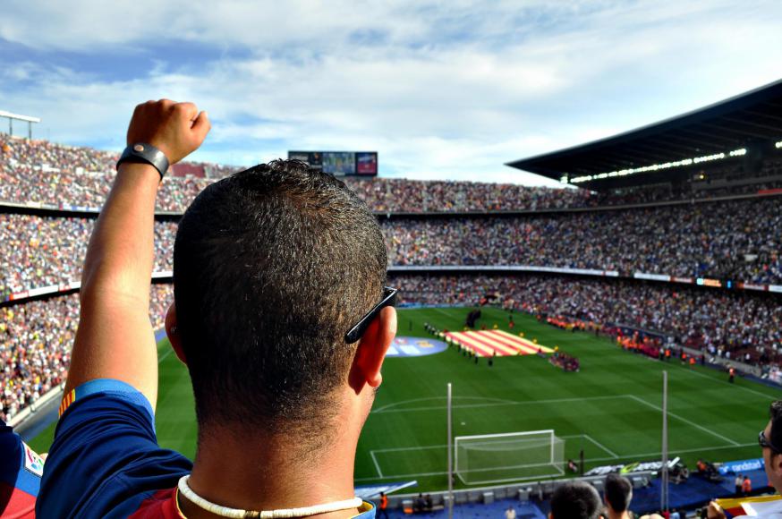 Kerk en voetbal, meer gemeen dan je op het eerst zicht denkt. © CC Pexels