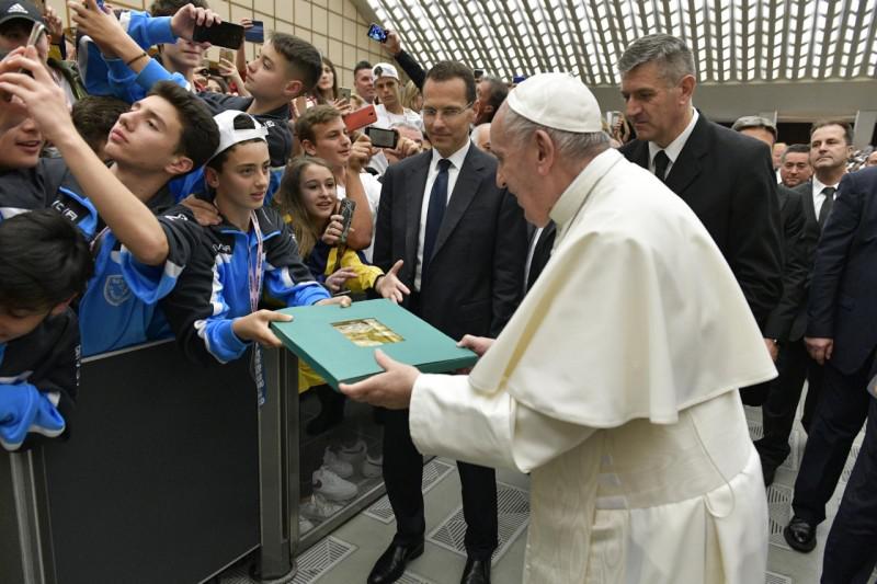 6.000 jonge voetballers hadden vandaag een ontmoeting met de paus © Vatican Media