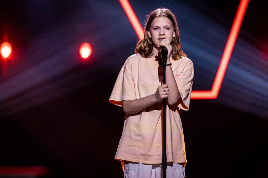 Laetitia uit Elsene in 'The voice kids' © VTM