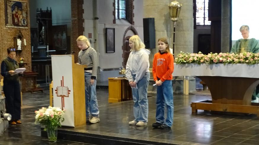 Naamopgave vormelingen Koekelare © J; Follet