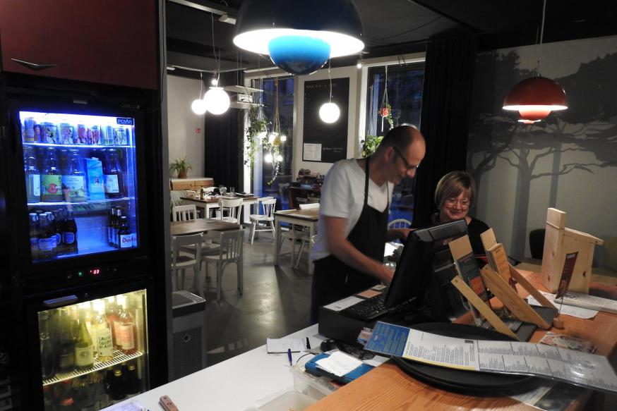 Het Wereldcafé op het Joris Helleputteplein in Leuven © Pastorale zone Leuven aan de Dijle