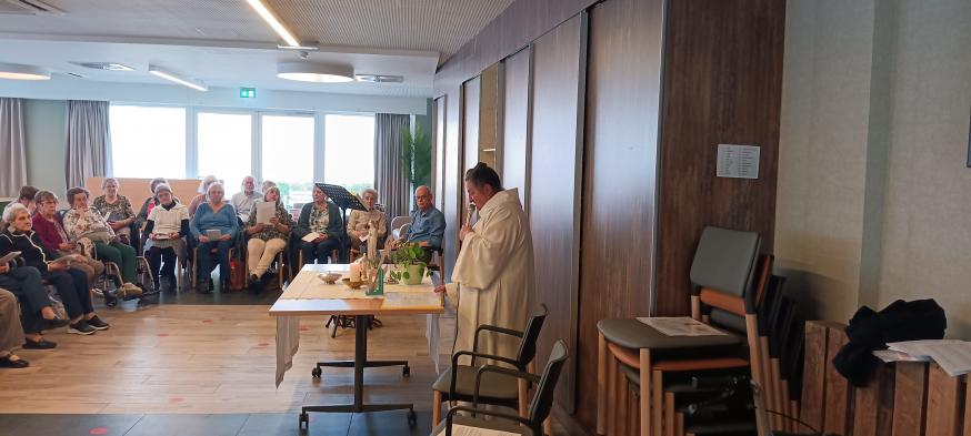WZC Zoetenaard gebedsdienst 