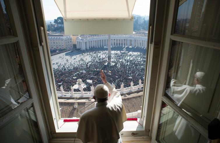 Paus Franciscus tijdens het Angelus van zondag © SIR/Vatican Media