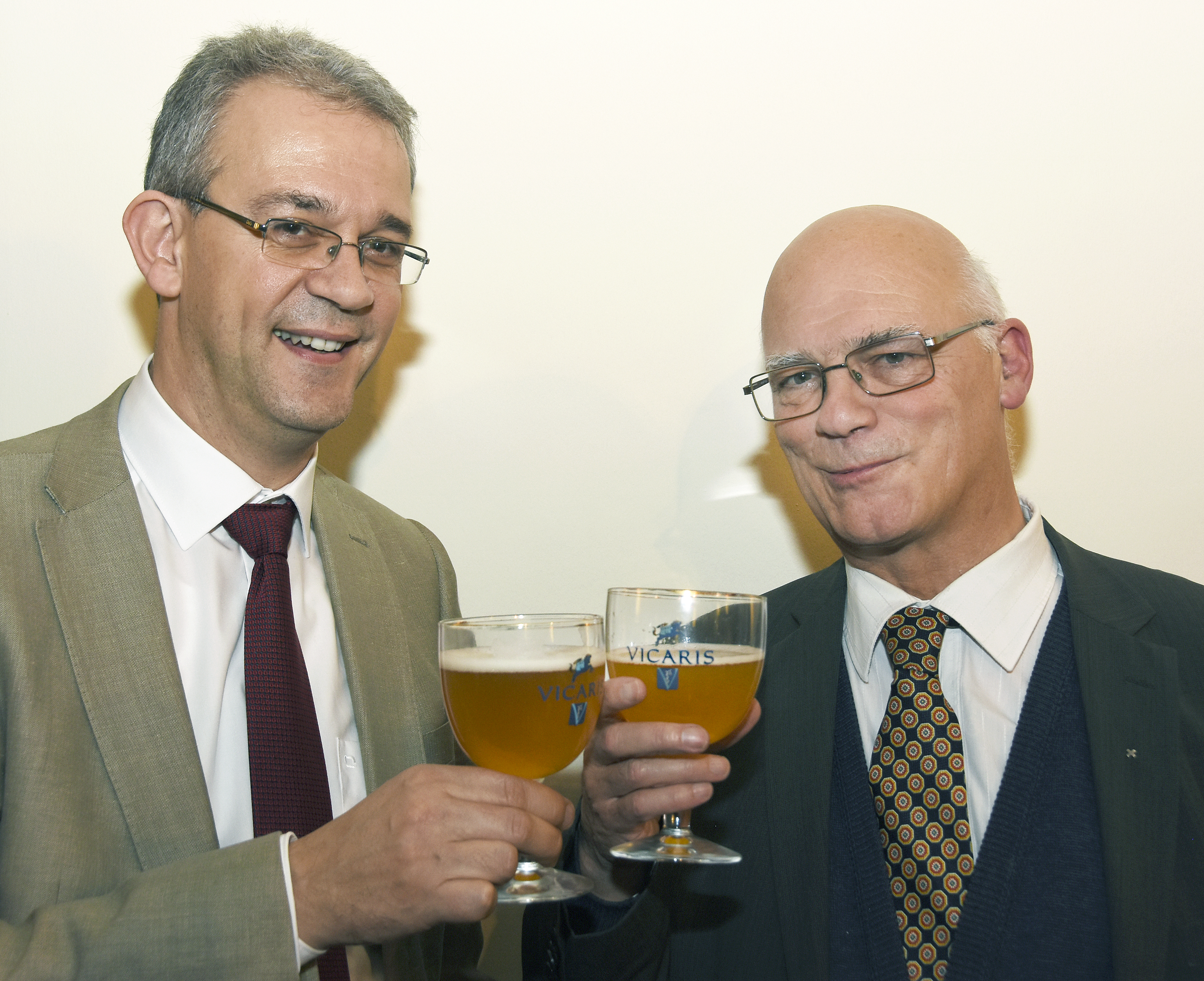 Vicarissen met en in het glas! © Maîtrise Vicarissen met en in het glas! © Maîtrise