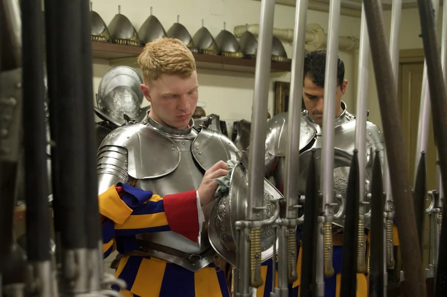 34 Swiss Guard cadets take the oath